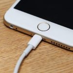 Jangan-2Bsampai-2Bkamu-2Bketinggalan-2Bcharger-2Bsaat-2Bberpergian.jpg